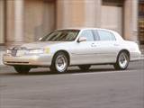 2001 Lincoln Town Car